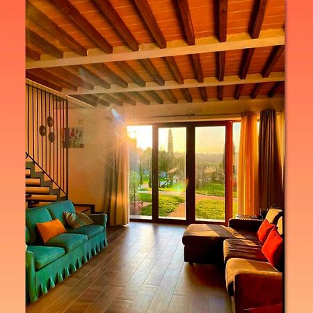 Agriturismo La Corte Del Sole Siena Kültér fotó