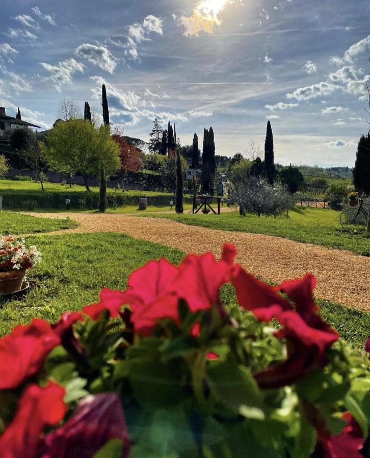 Agriturismo La Corte Del Sole Siena Kültér fotó