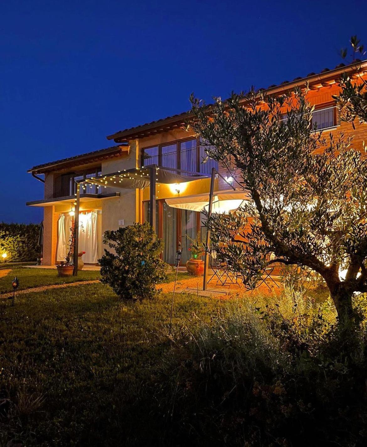 Agriturismo La Corte Del Sole Siena Kültér fotó