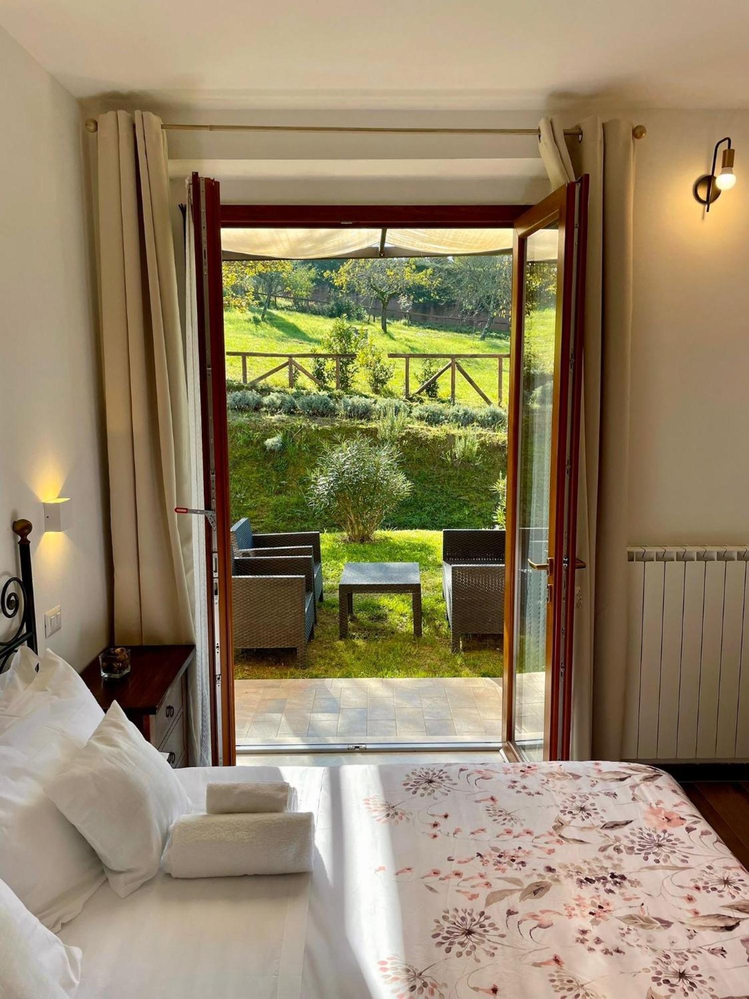 Agriturismo La Corte Del Sole Siena Kültér fotó