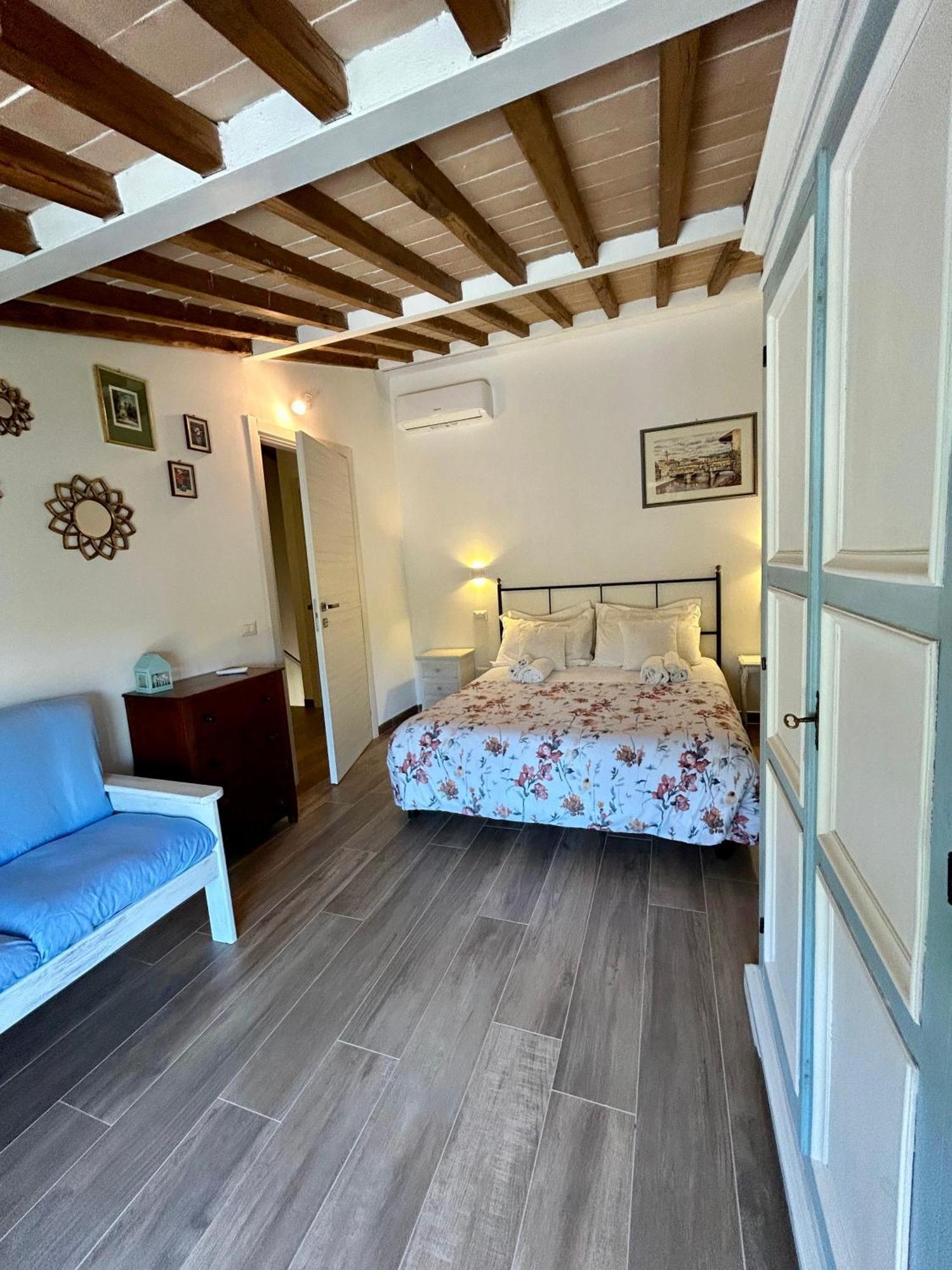 Agriturismo La Corte Del Sole Siena Kültér fotó