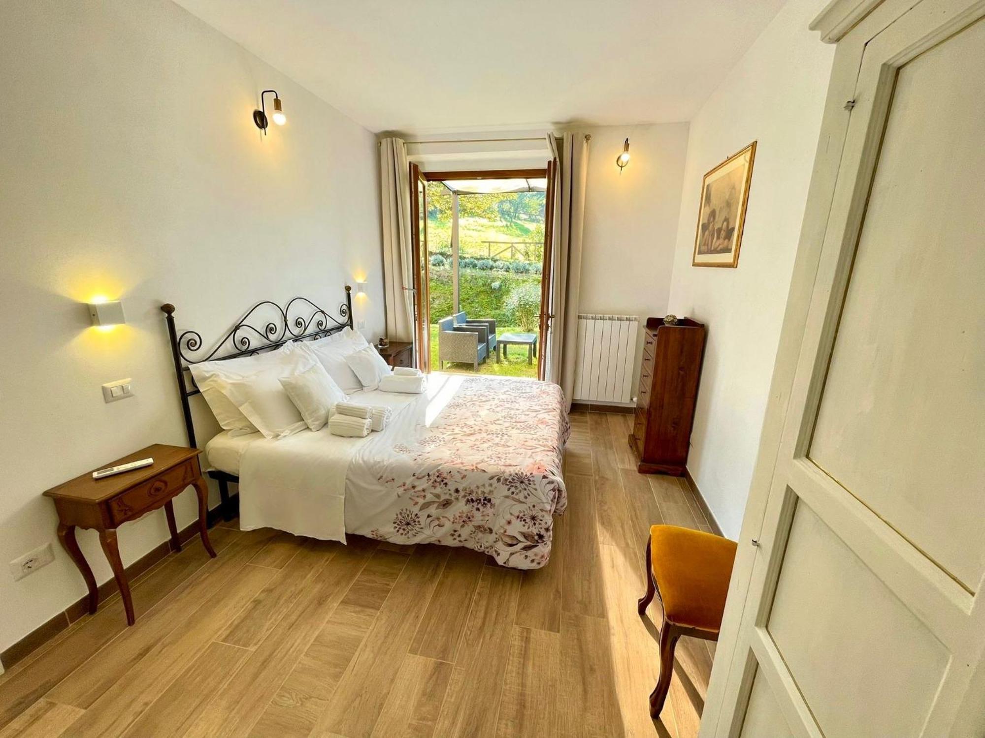 Agriturismo La Corte Del Sole Siena Kültér fotó